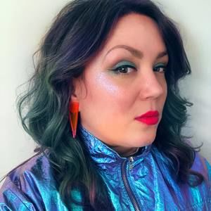 Meet your Posher, Chenoa